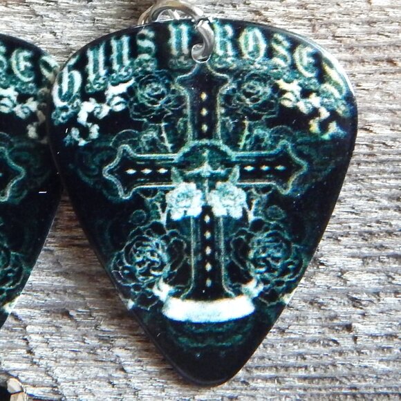 GUNS N ROSES - Guitar Pick Earrings - CROSS - Picture 2 of 2